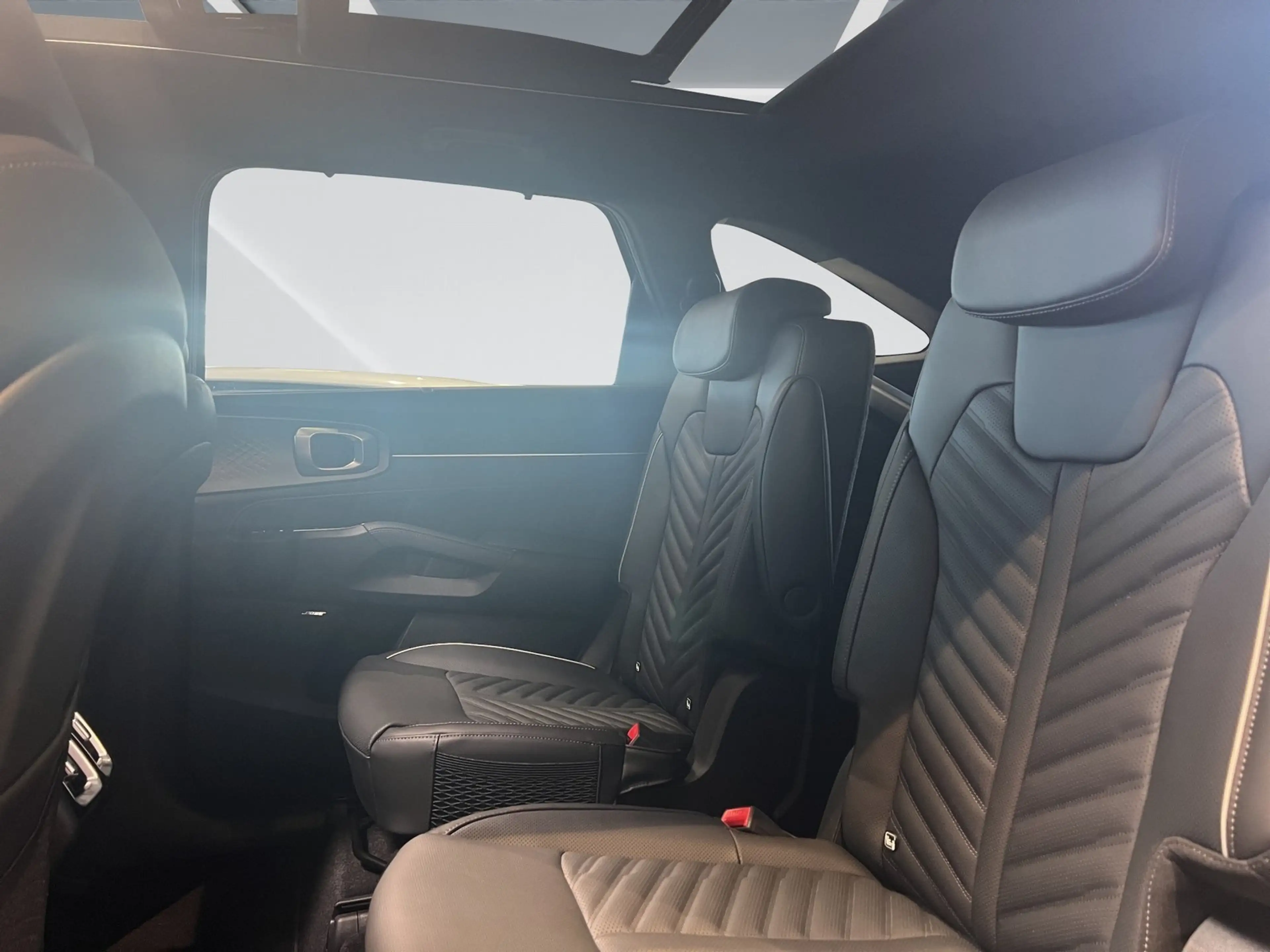 Kia Sorento 2.2 CRDi Platinum AWD DCT Nappa 6S GD — photo 15