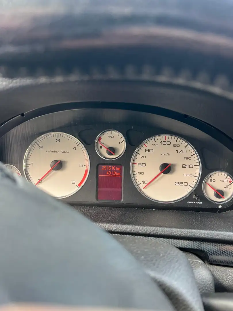 Peugeot 407 407 SW 2.0HDI ST Sport Sport Negro - 2