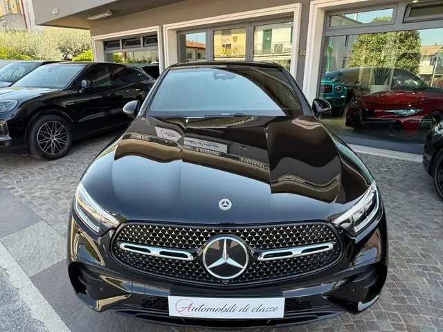 Mercedes-Benz GLC view 7