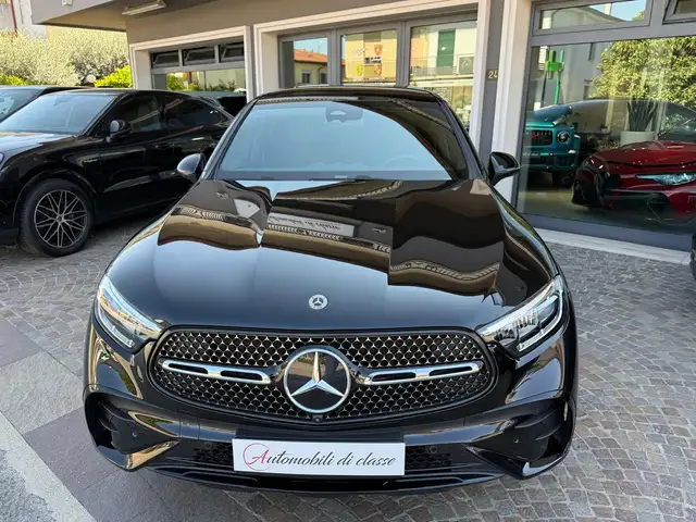 Mercedes-Benz GLC view 6