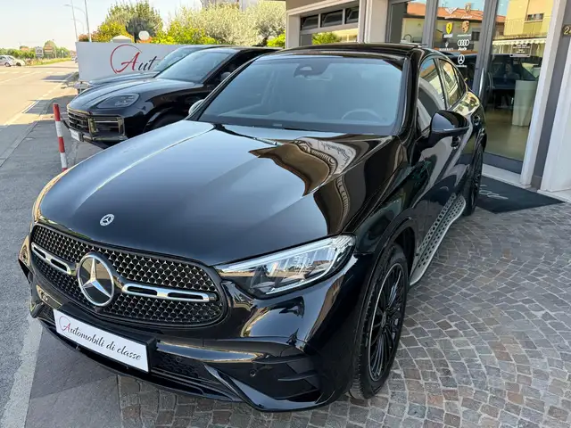 Mercedes-Benz GLC view 11