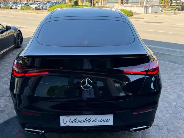 Mercedes-Benz GLC view 13