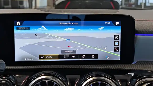 Mercedes-Benz Cla view 14