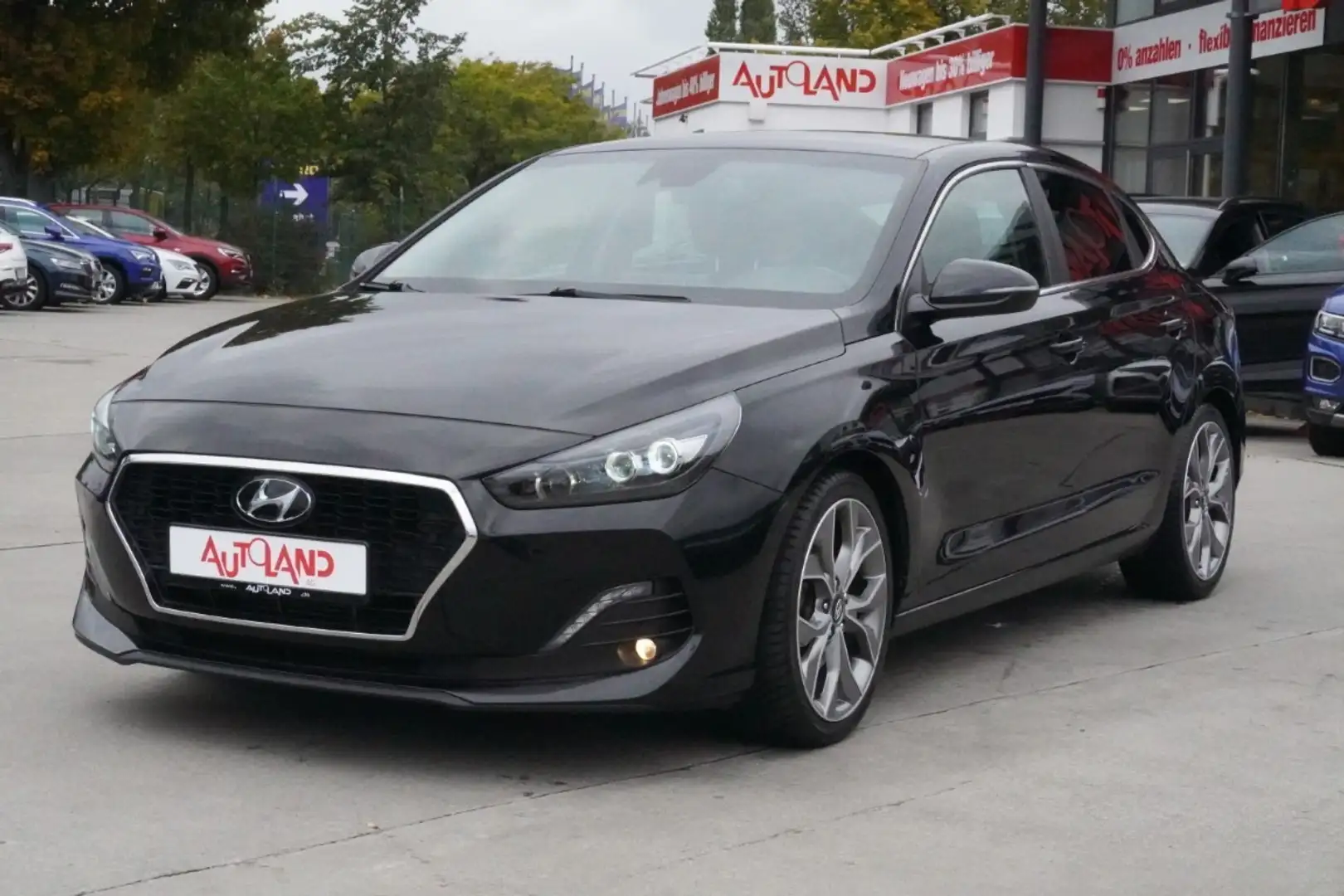 Hyundai i30 Fastback 1.4 T-GDI Premium LED Navi Kamera Nero - 2
