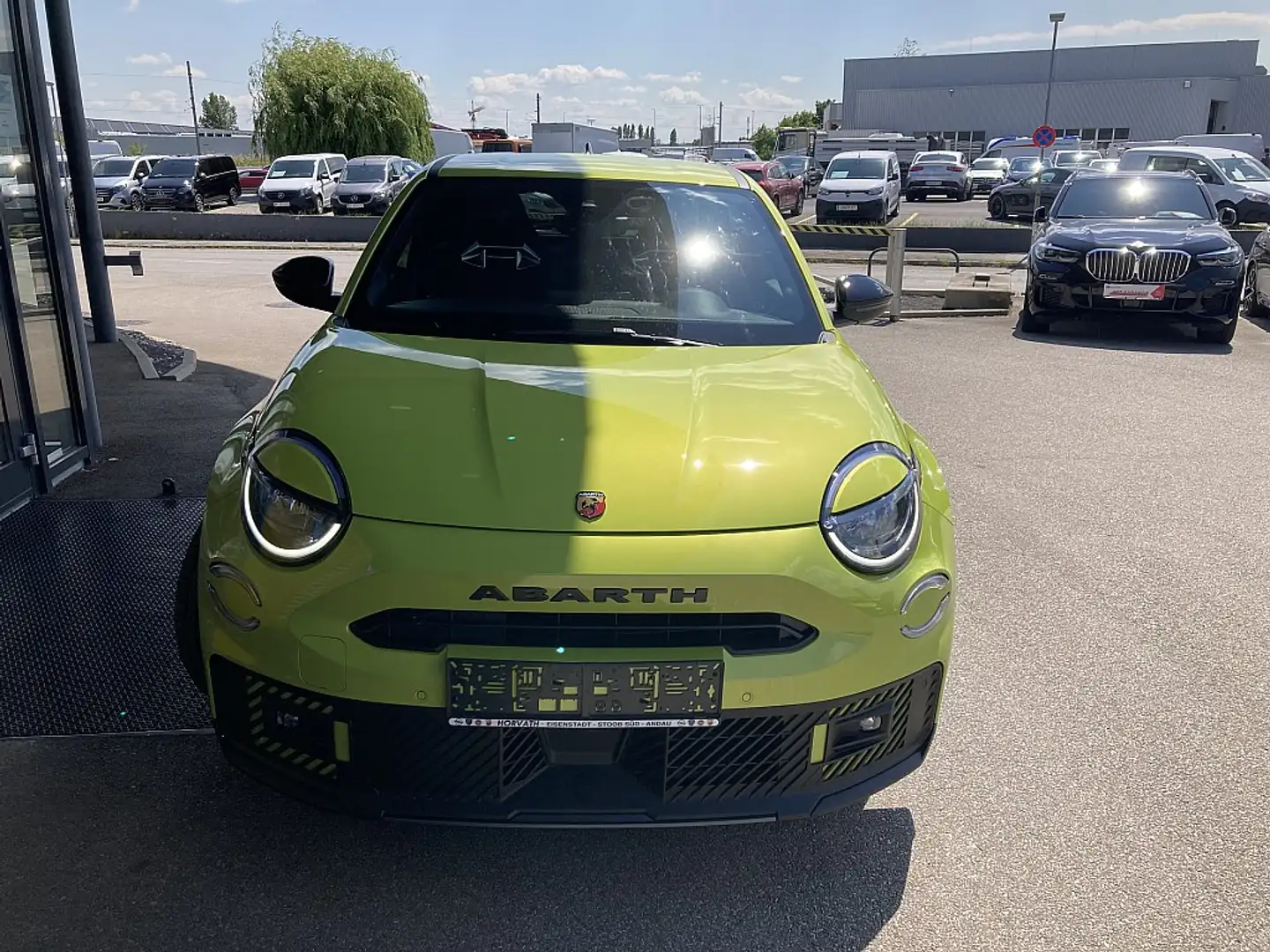 Abarth 600e 54kWh Scorpionissima!AKTION! Grün - 2