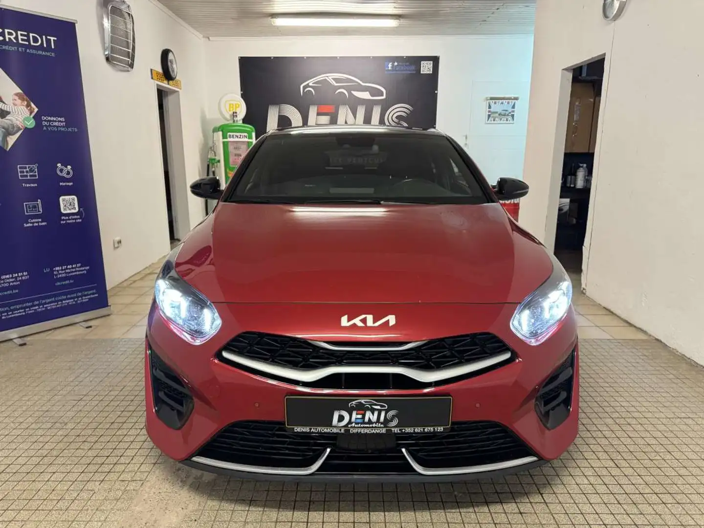 Kia ProCeed / pro_cee'd SW 1.5 Benzin 160PS GT-LINE Automatik VOLL crvena - 2