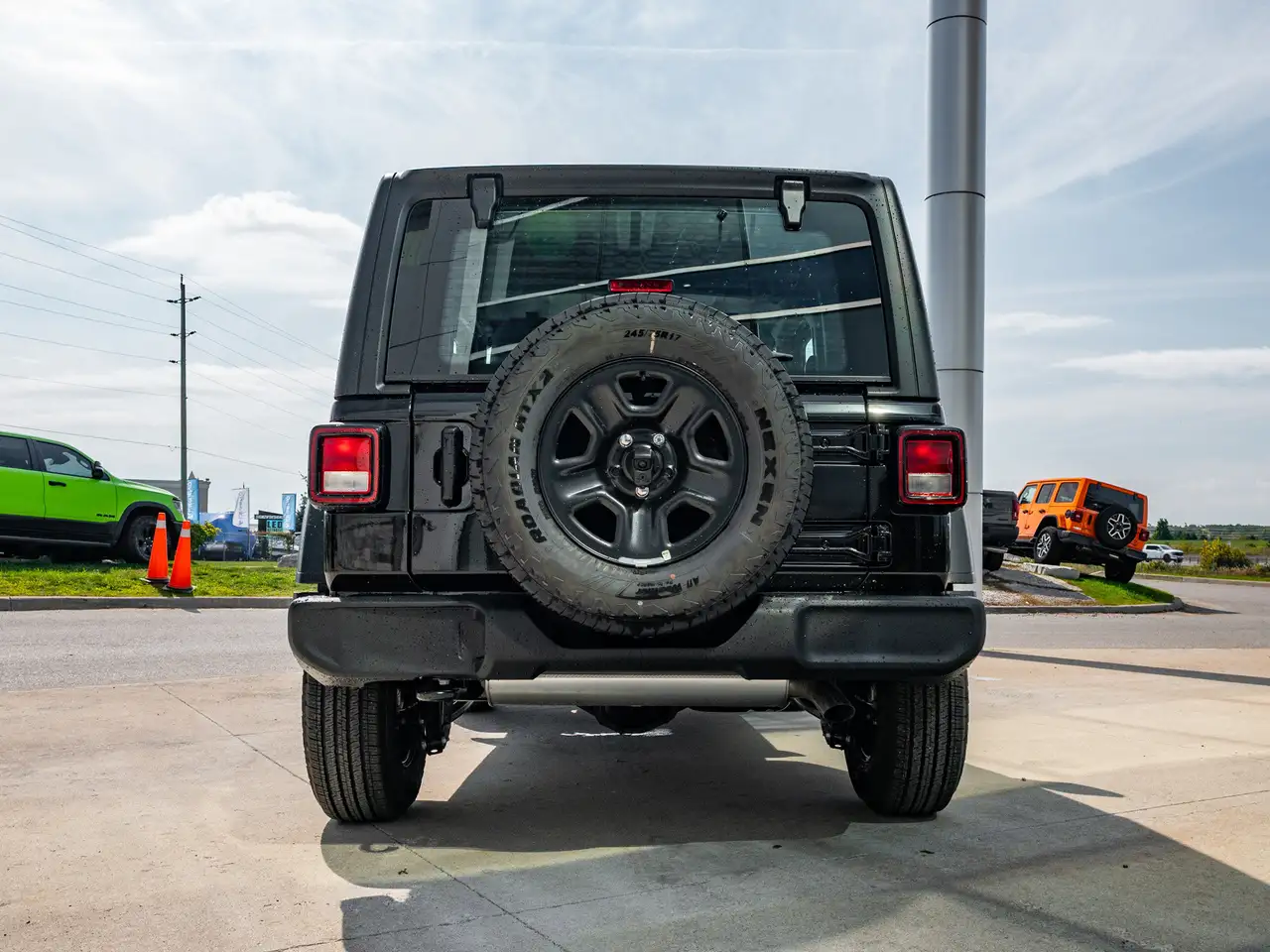Jeep Wrangler снимка Jeep Wrangler