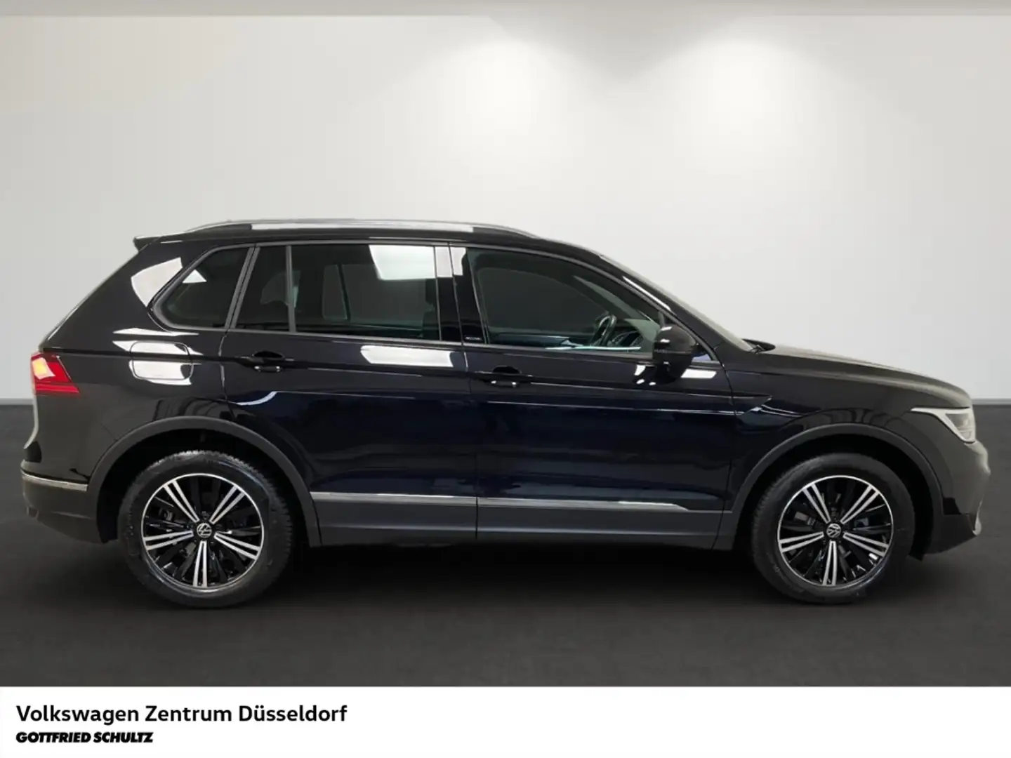 Volkswagen Tiguan Life 1.5 Navigationssystem Sitzheizung Schwarz - 2
