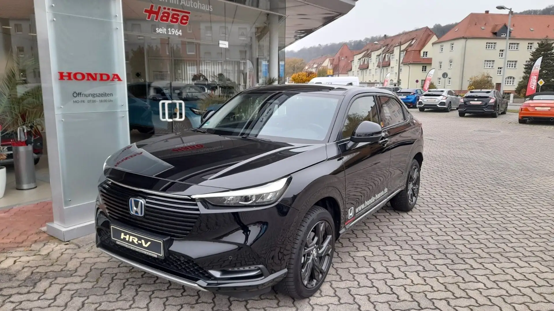 Honda HR-V Advance Schwarz - 1