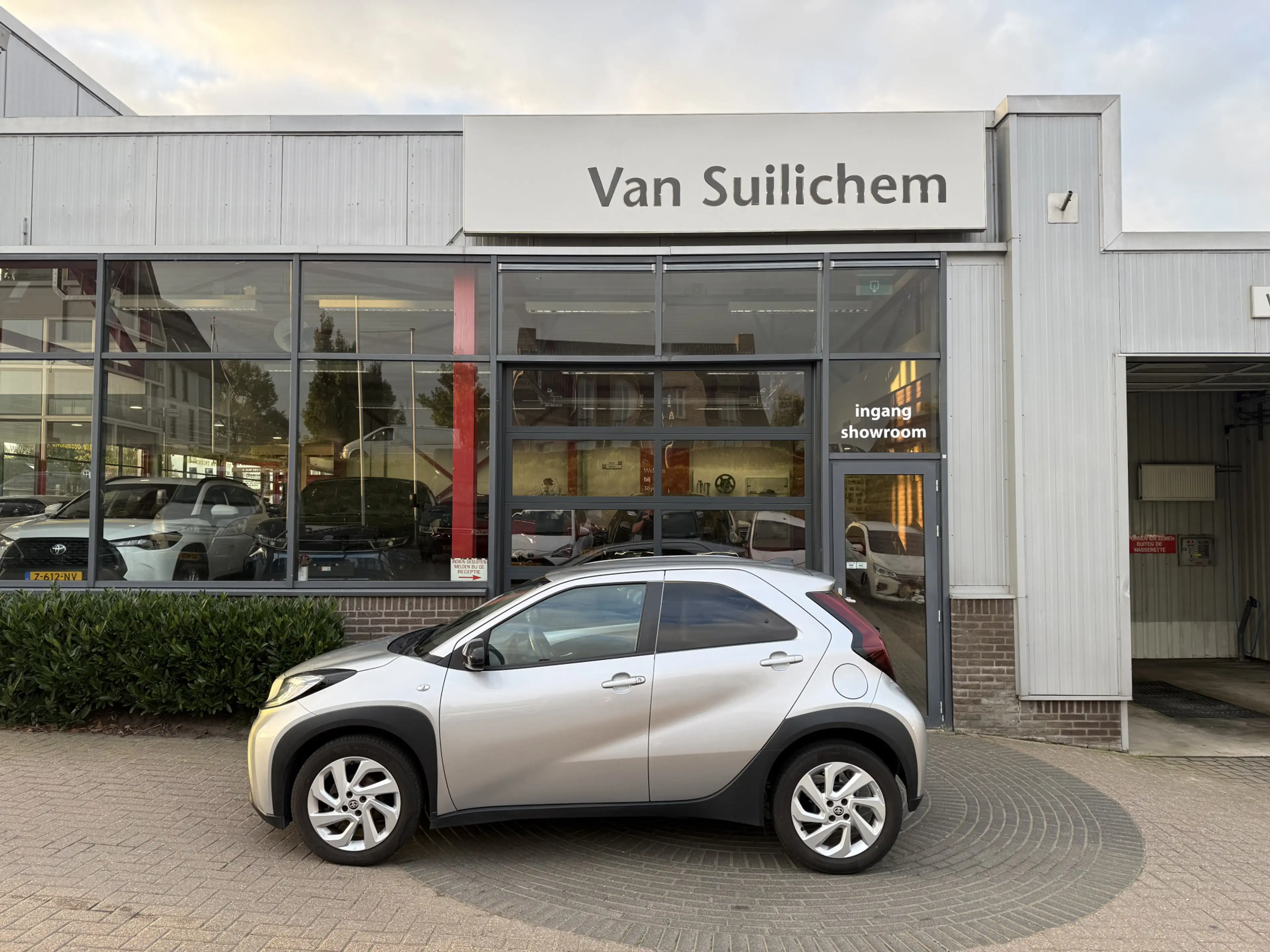 Toyota Aygo X 1.0 VVT-i MT Play