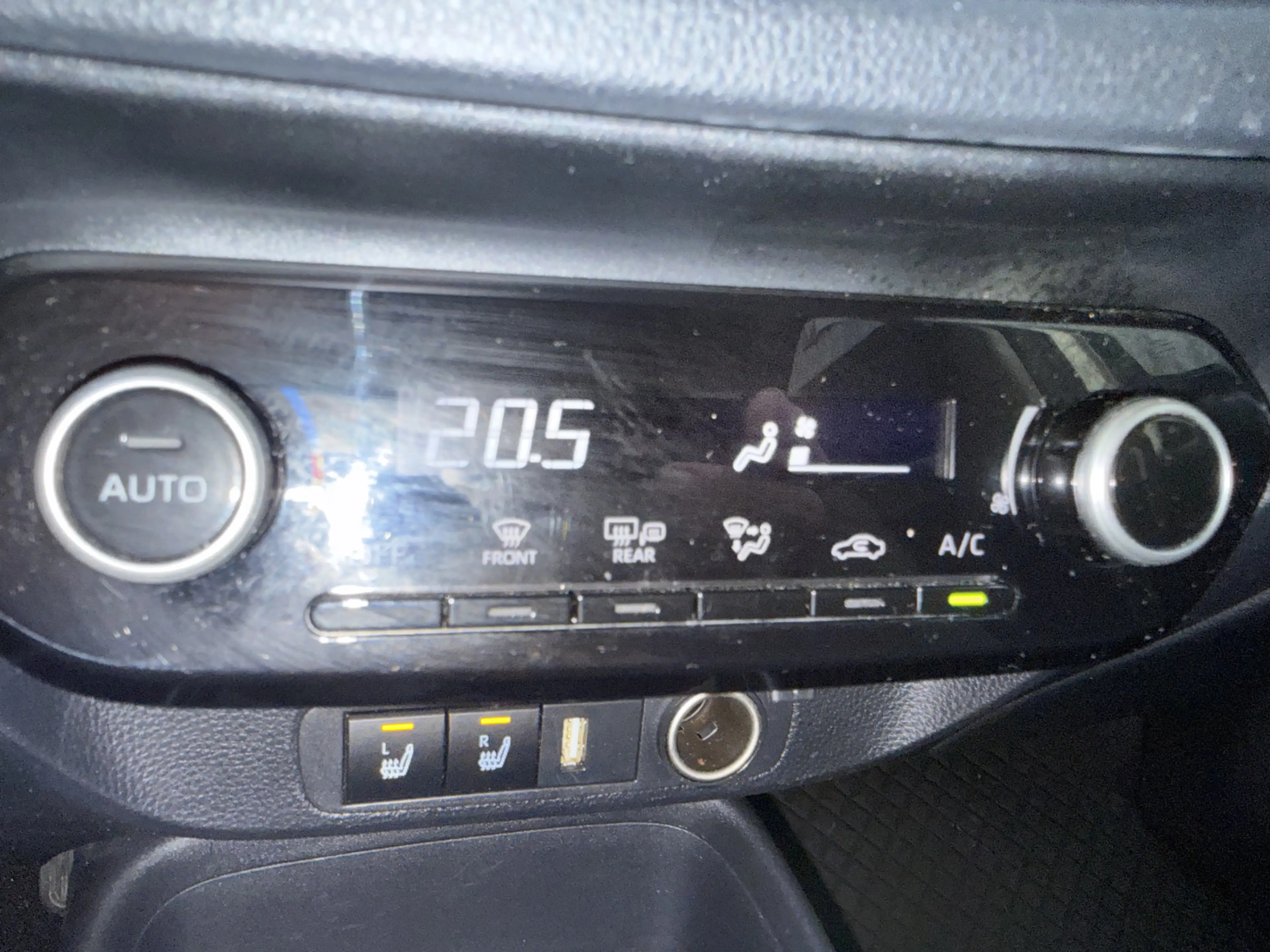Toyota Aygo X 1.0 VVT-i MT Play — photo 10