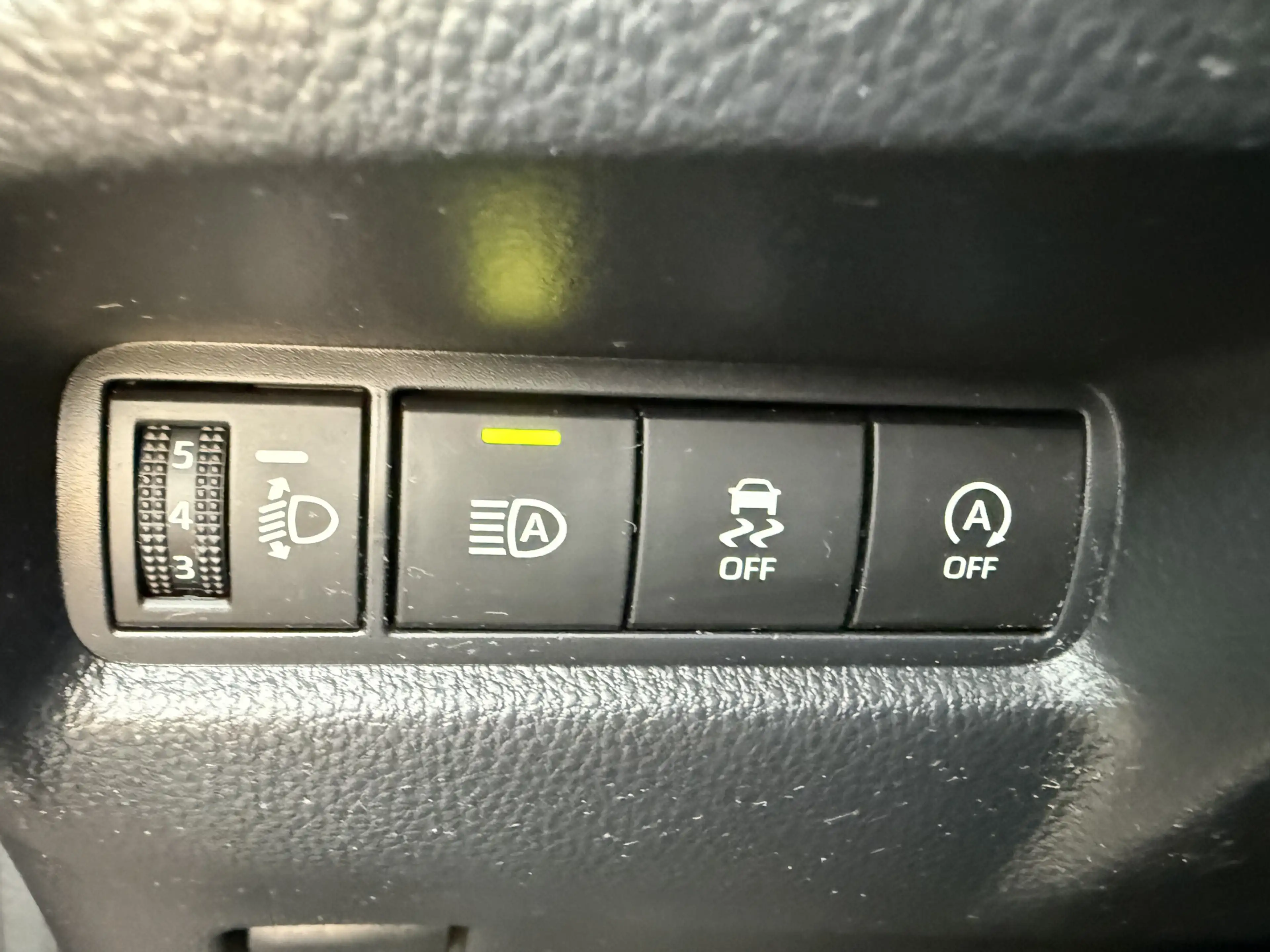 Toyota Aygo X 1.0 VVT-i MT Play — photo 11