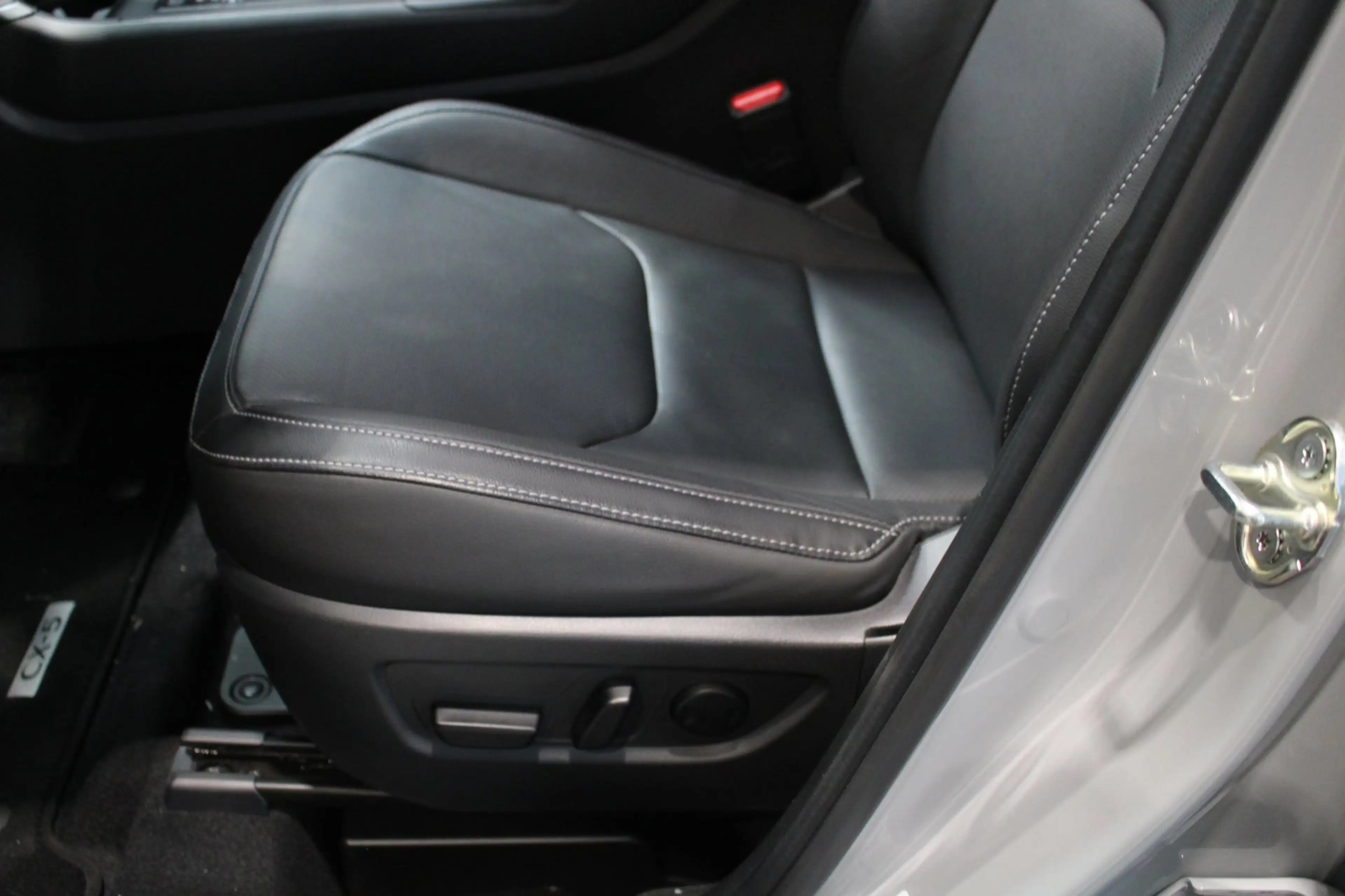 Mazda CX-5 2.5 E-SKYACTIV G 141 M HYBRID Homura/Trekhaak/Aero — photo 7