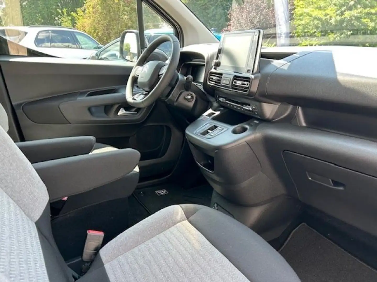 Citroen Berlingo SHINE PACK 50 KWH Grey - 2