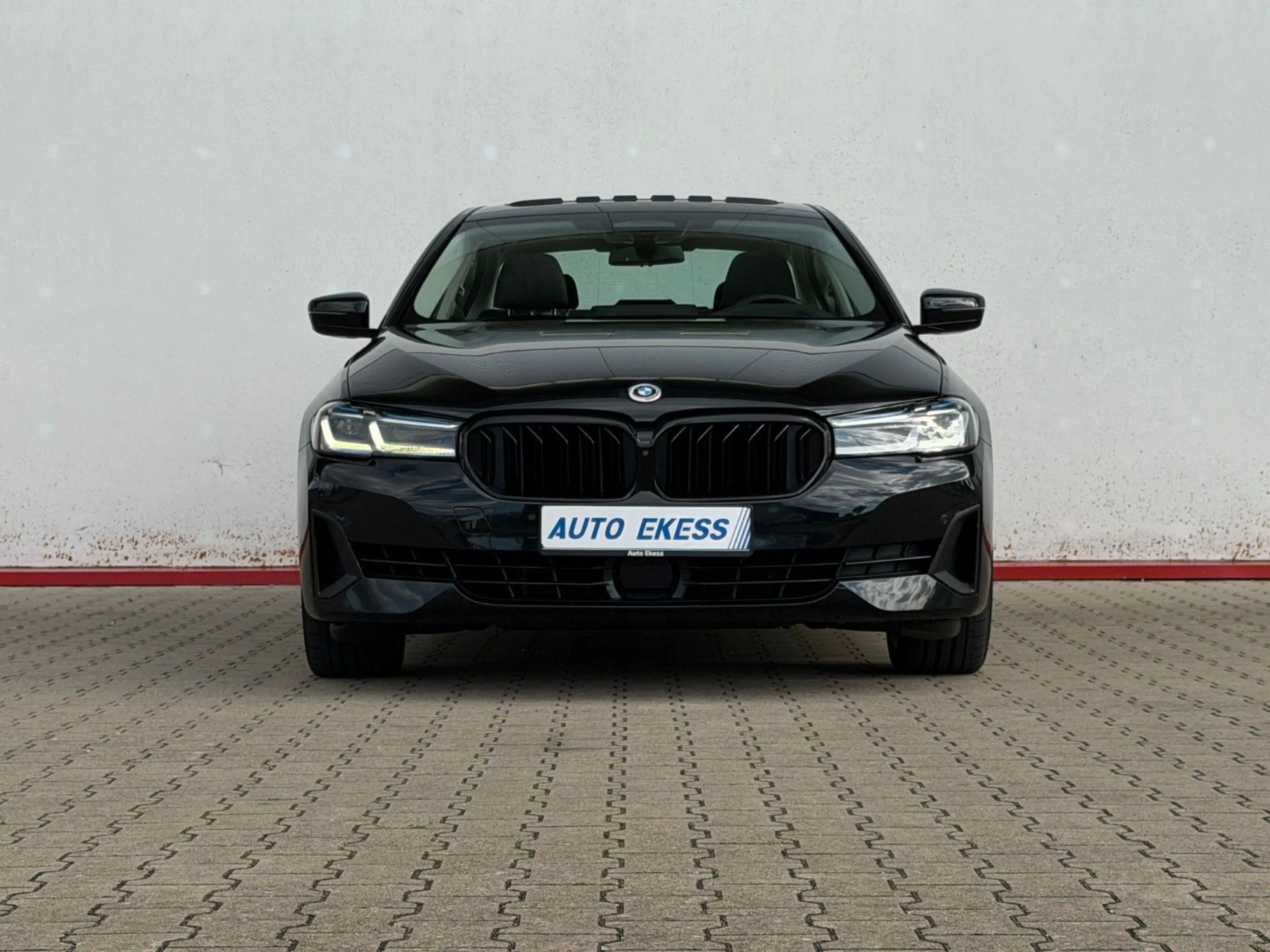 BMW 540 i xDrive Luxury Line ACC*HuD*AHK*STANDHEIZUNG — photo 2