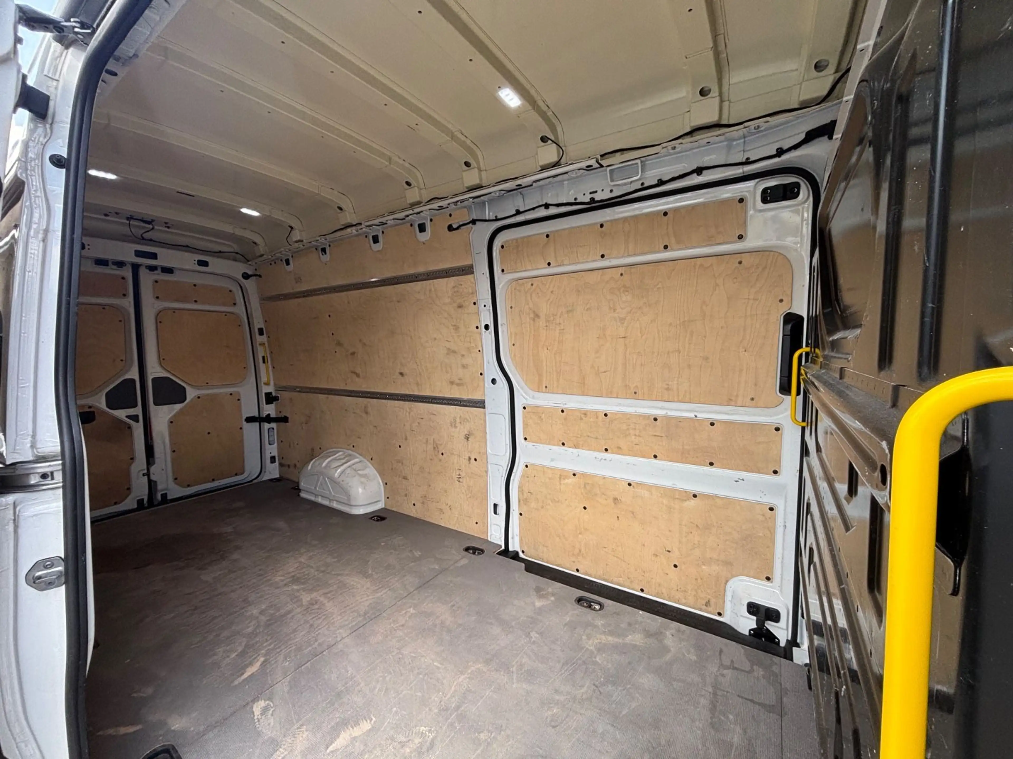 Volkswagen Crafter Kasten 35 lang Superhochdach Klima Kamer — photo 9