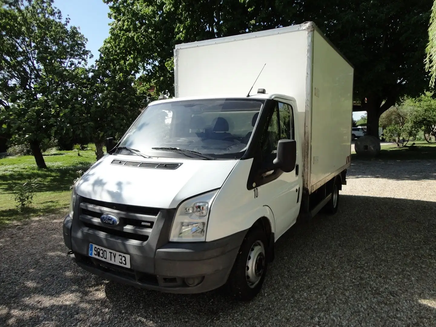 Ford Transit 300C 2.2 TDCI 115CH Blanc - 1