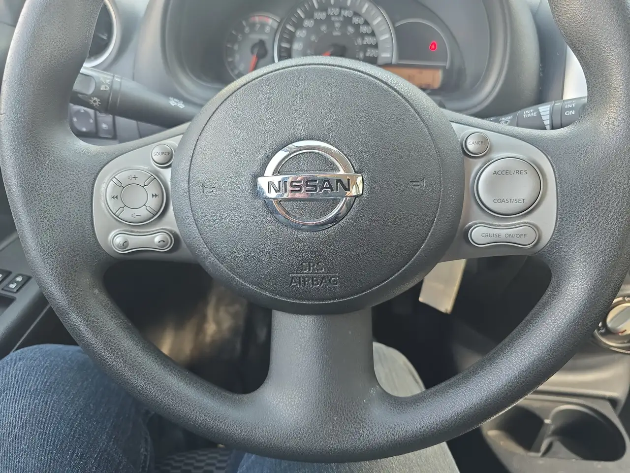 Nissan Micra снимка Nissan Micra