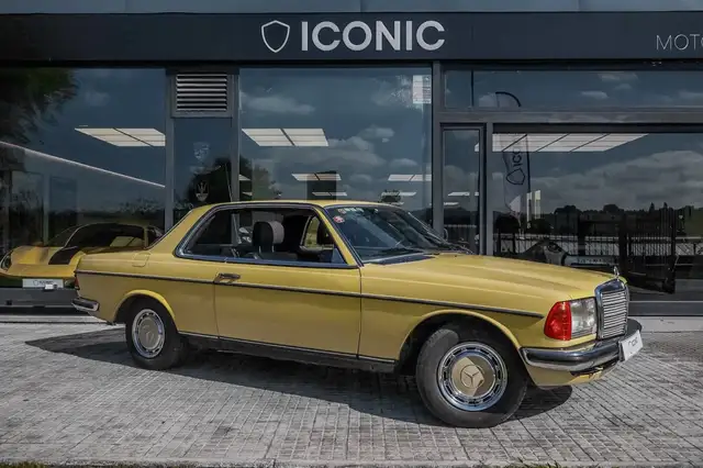 Mercedes-Benz 260 300CE