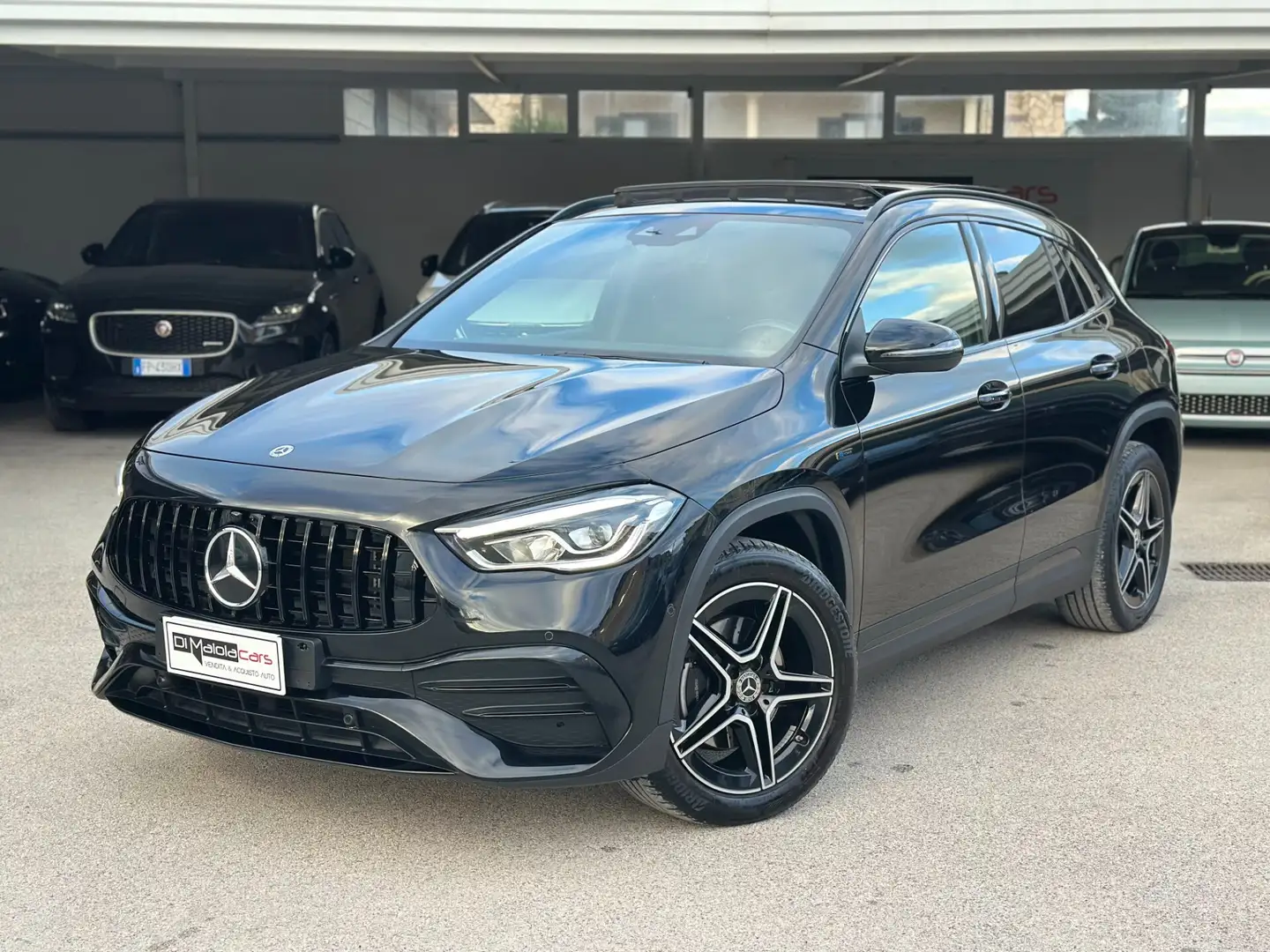 Mercedes-Benz GLA 250 GLA 250 e EQ-Power Automatic Premium Nero - 1