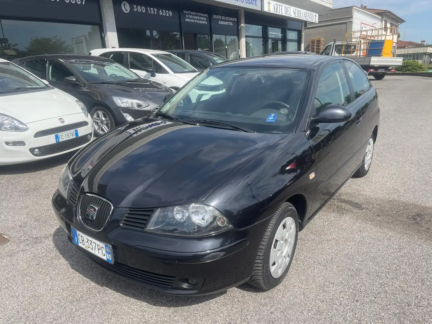 SEAT Ibiza 3p 1.4 16v Sport c/clima 100cv *NEOPATENTATI* Nero - 1