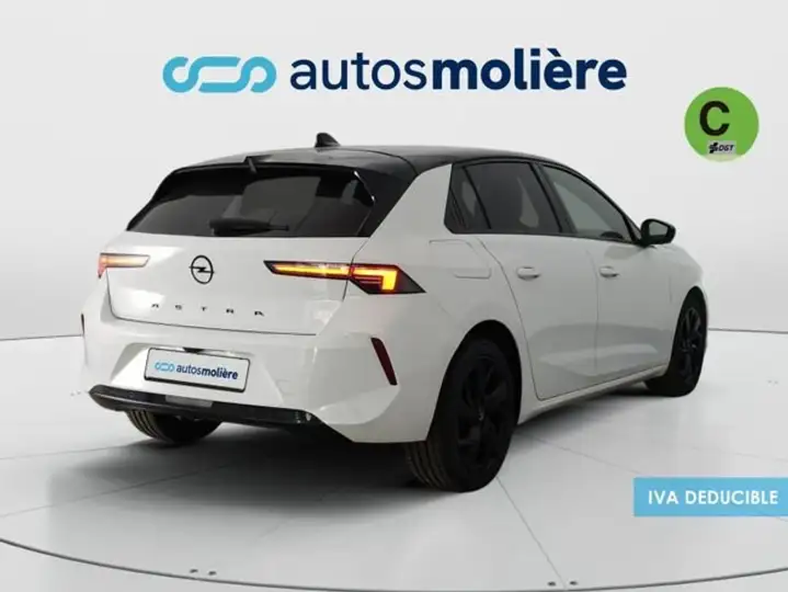 Opel Astra 2023, foto 4