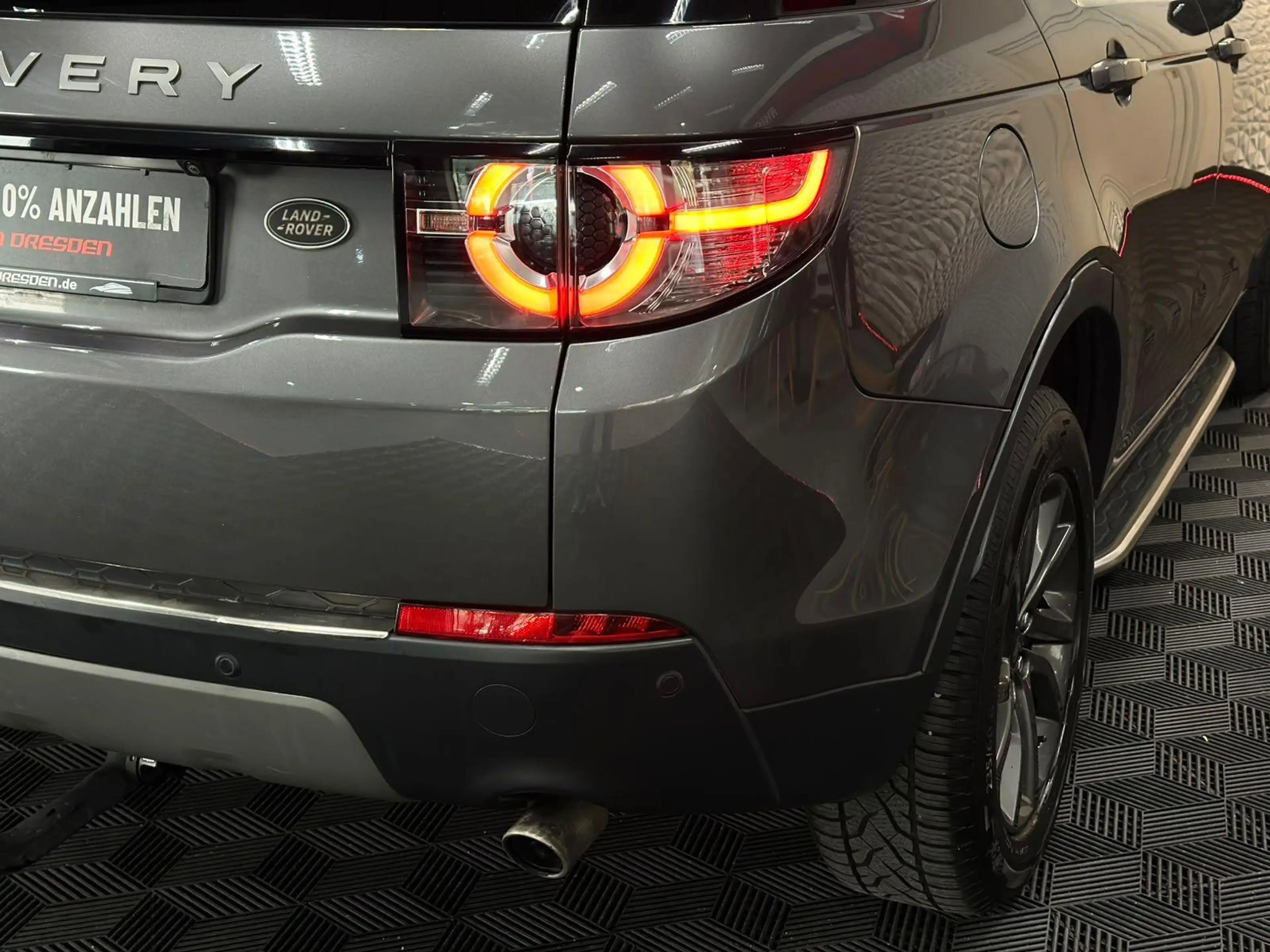Land Rover Discovery Sport 2.0TD4 SE 4x4 PANO#XENON#CAM#AHK — photo 10