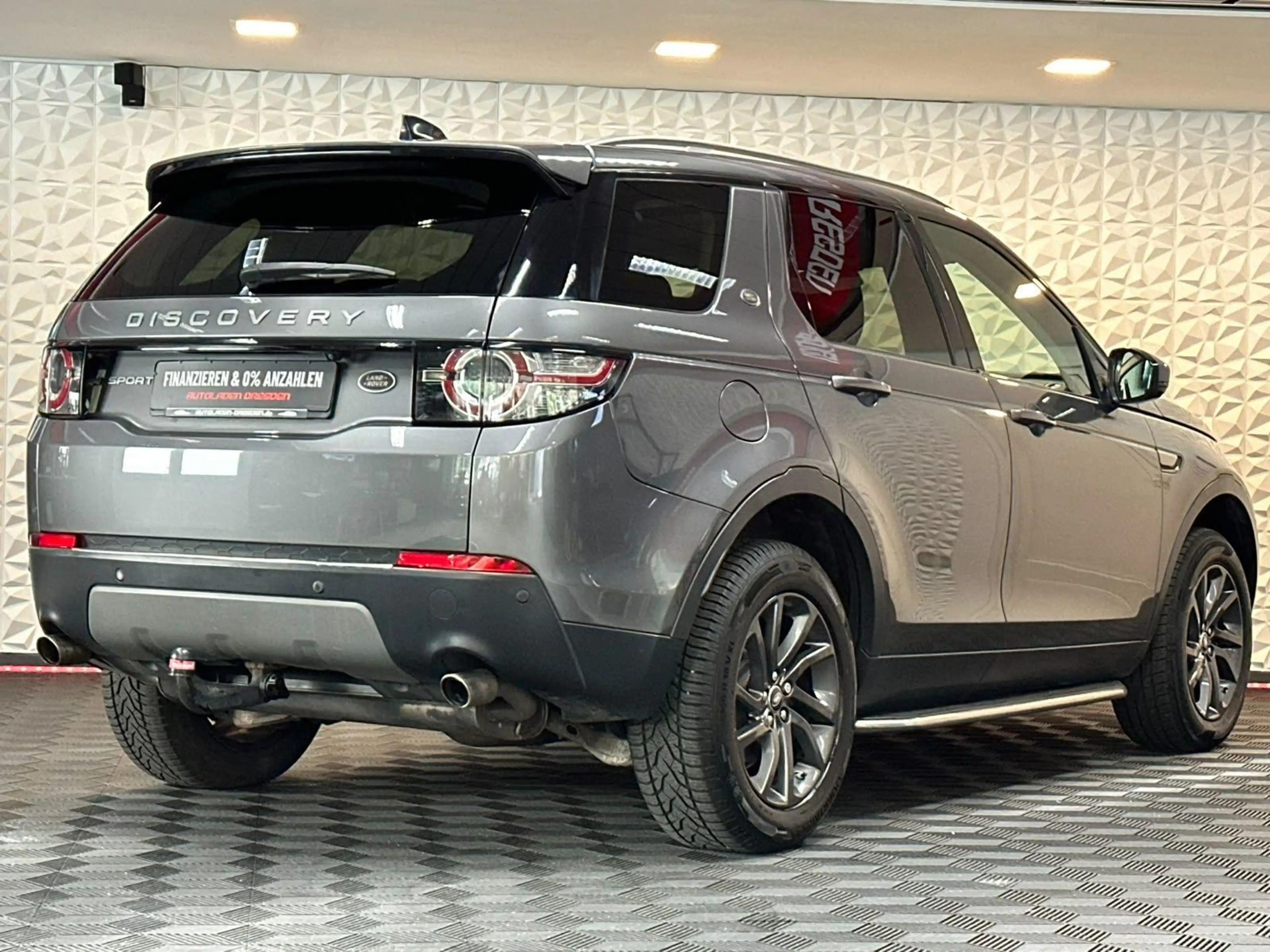 Land Rover Discovery Sport 2.0TD4 SE 4x4 PANO#XENON#CAM#AHK — photo 8