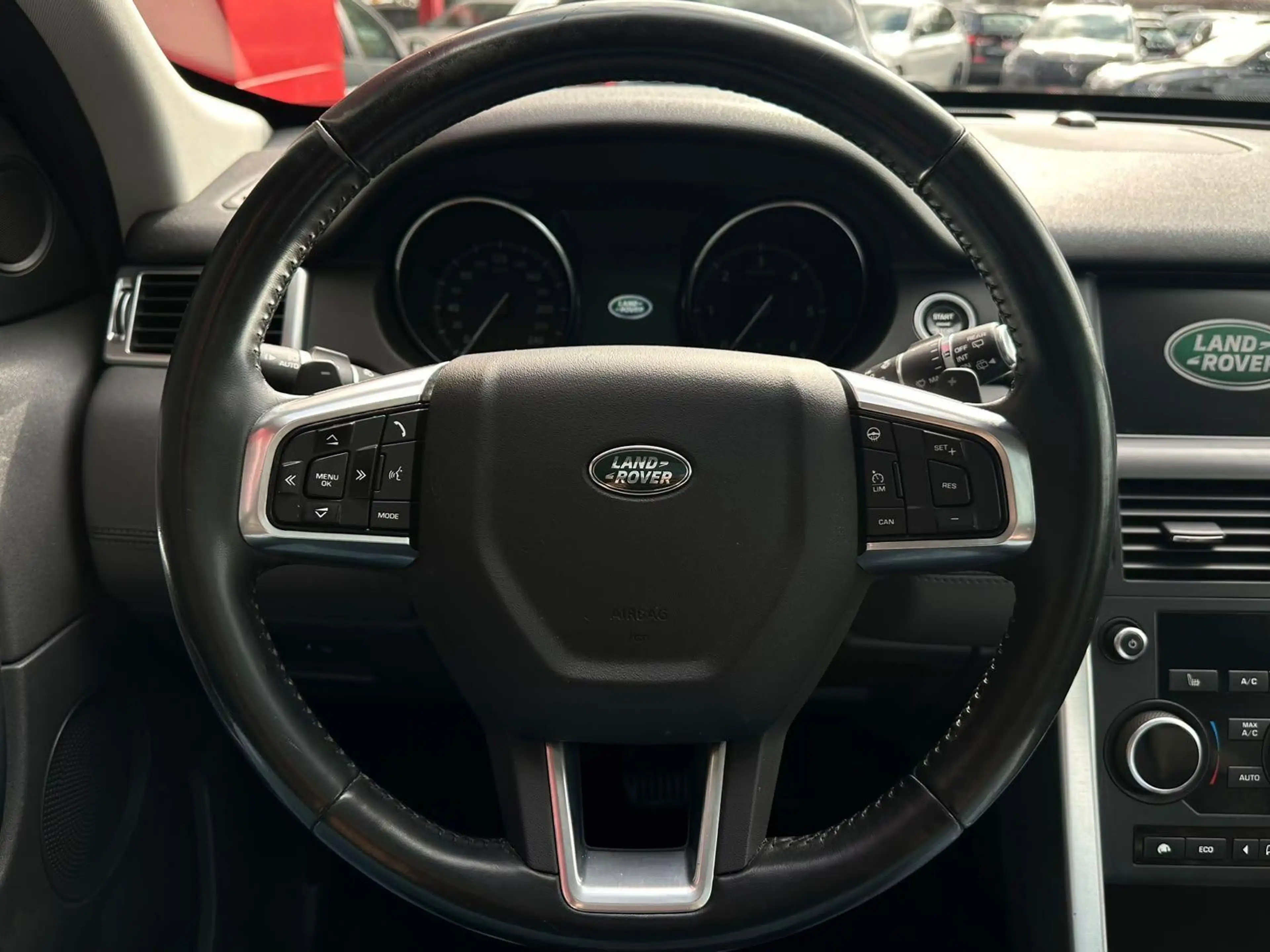 Land Rover Discovery Sport 2.0TD4 SE 4x4 PANO#XENON#CAM#AHK — photo 14