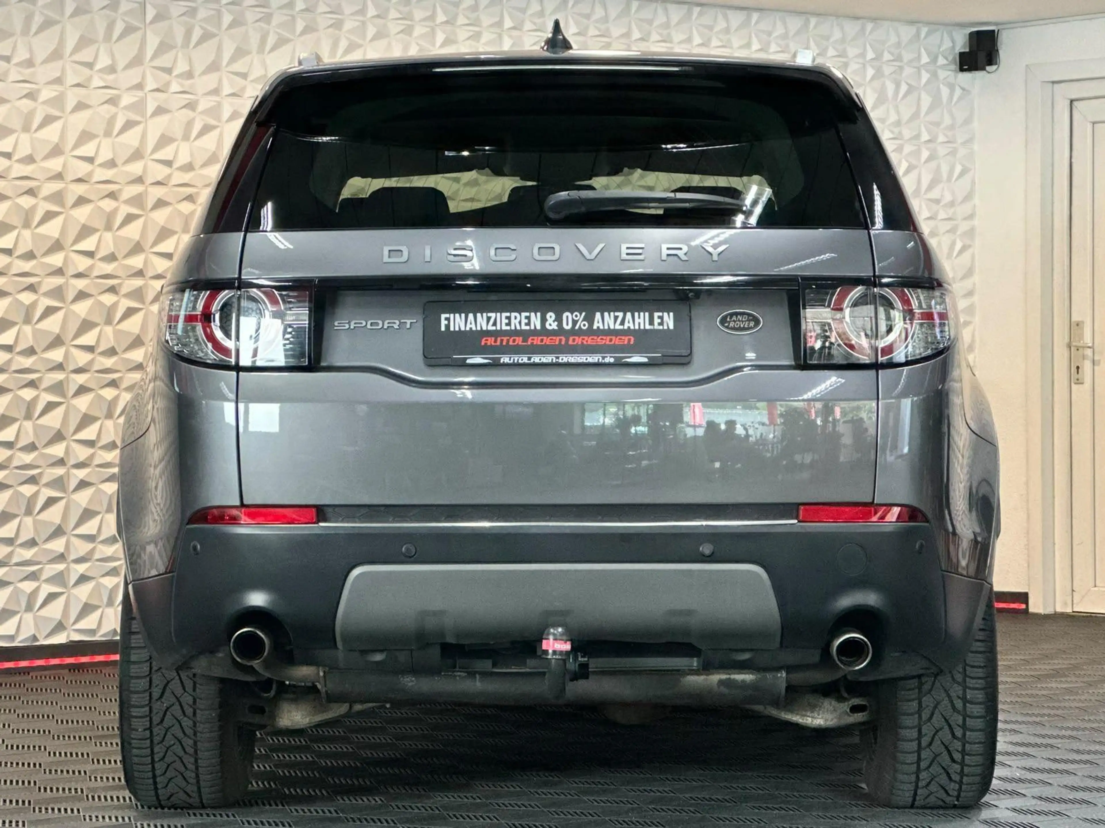 Land Rover Discovery Sport 2.0TD4 SE 4x4 PANO#XENON#CAM#AHK — photo 6