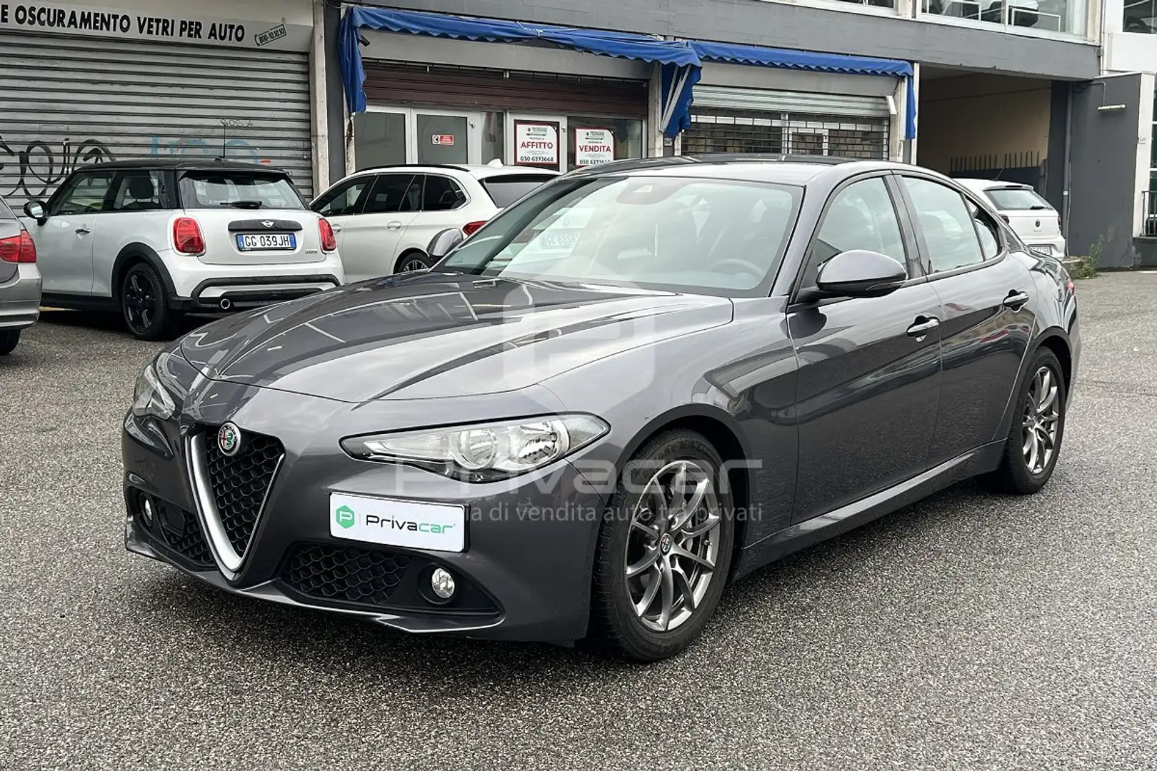 Alfa Romeo Giulia Giulia 2.2 Turbodiesel 150 CV AT8 Business Argento - 1