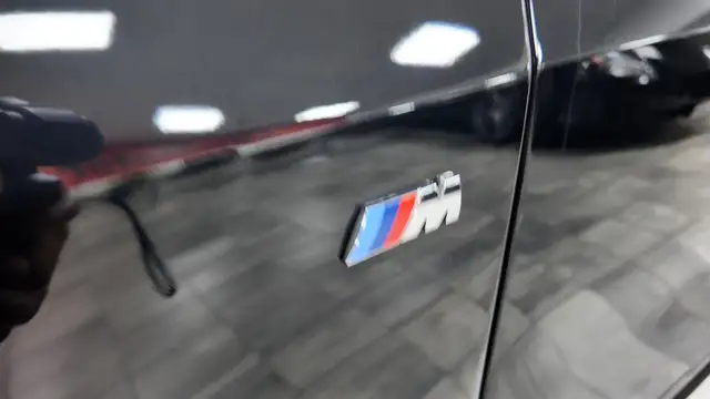 BMW X7 view 13