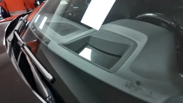 BMW X7 view 14