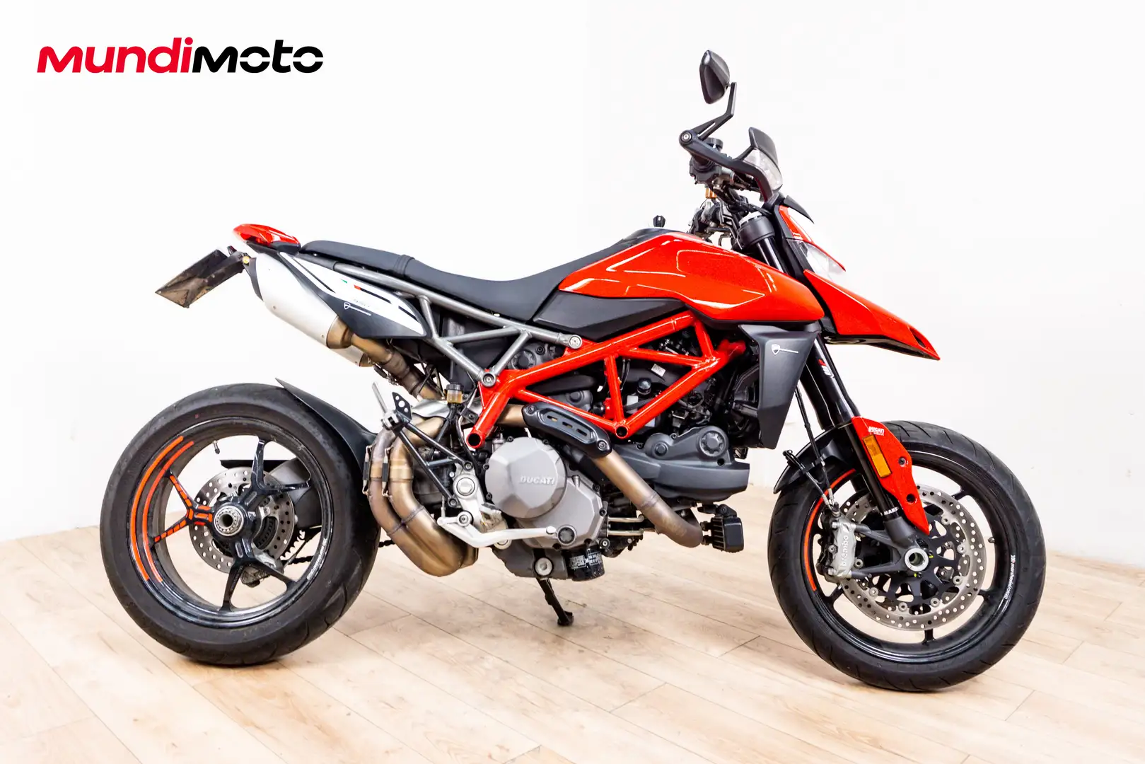 Ducati Hypermotard 950 - 1