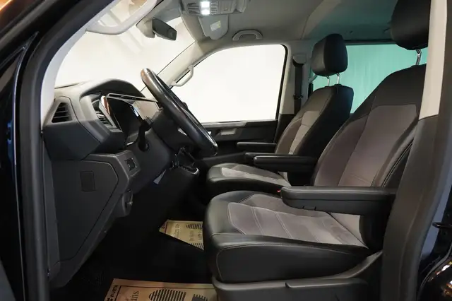 Volkswagen Multivan view 15