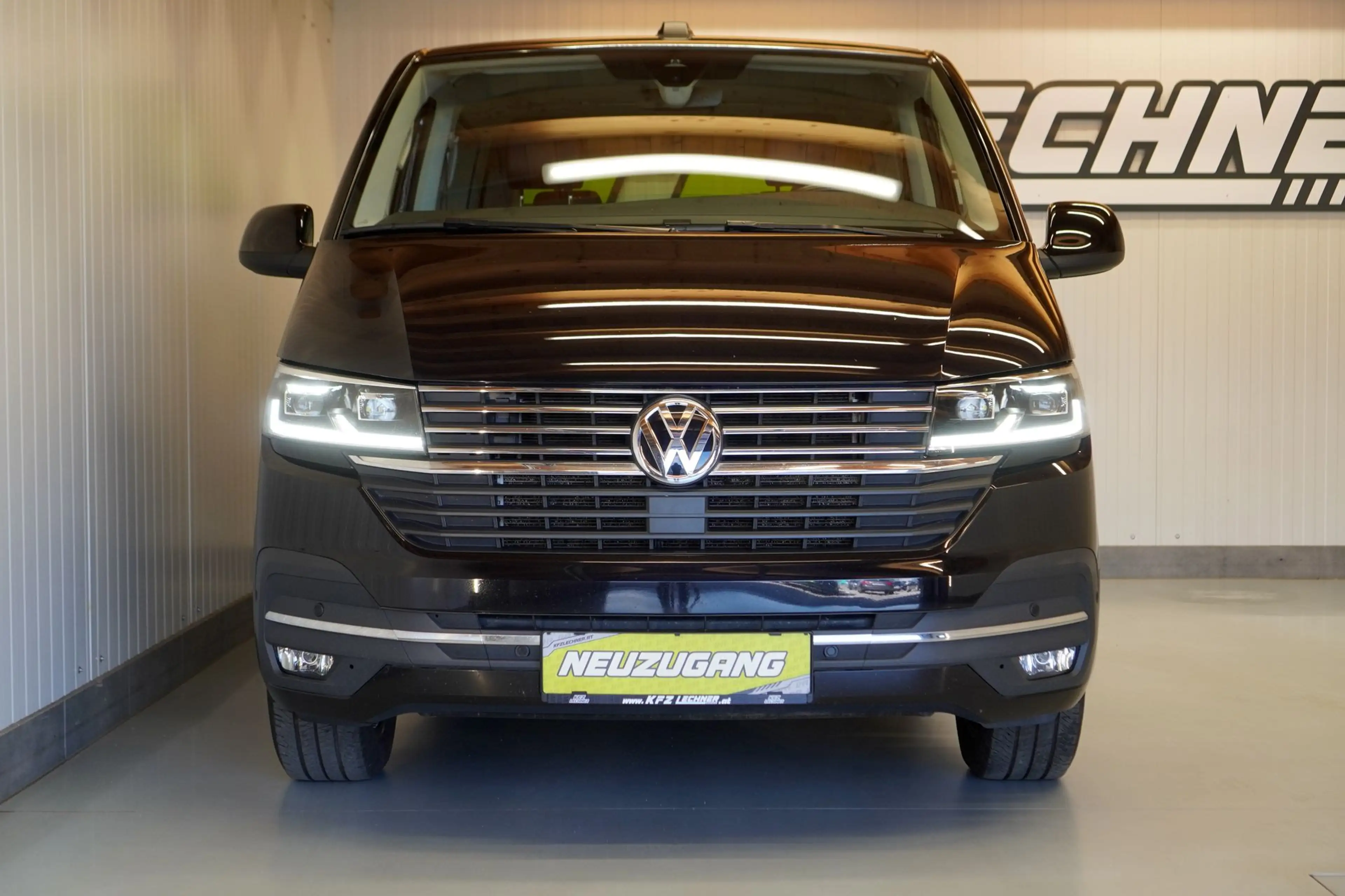 Volkswagen T6.1 Multivan 2,0 TDI DSG "G6" LED*AHK*R-KAM*2xSCHIEBETÜR" — photo 9