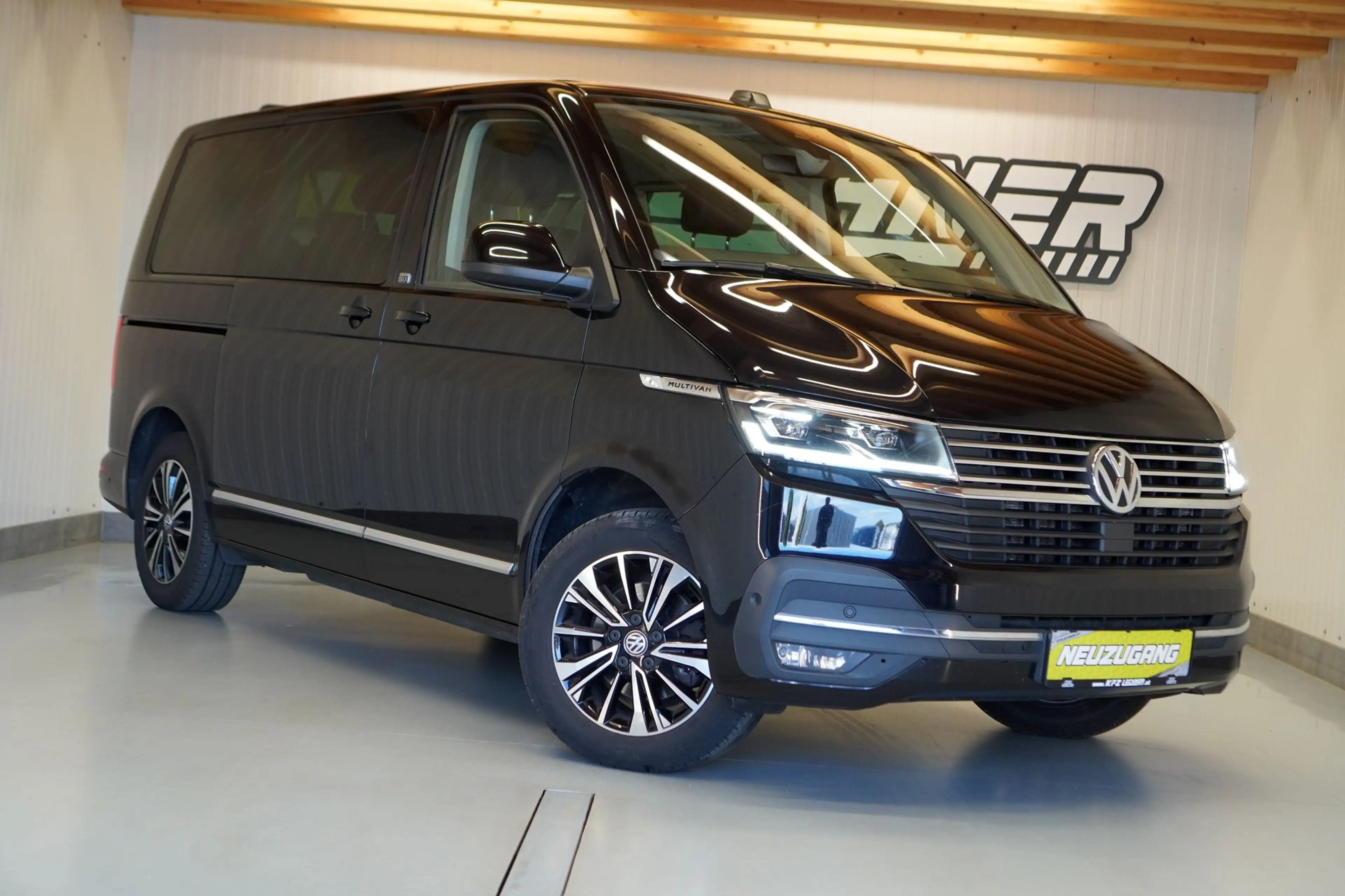 Volkswagen T6.1 Multivan 2,0 TDI DSG "G6" LED*AHK*R-KAM*2xSCHIEBETÜR" — photo 3