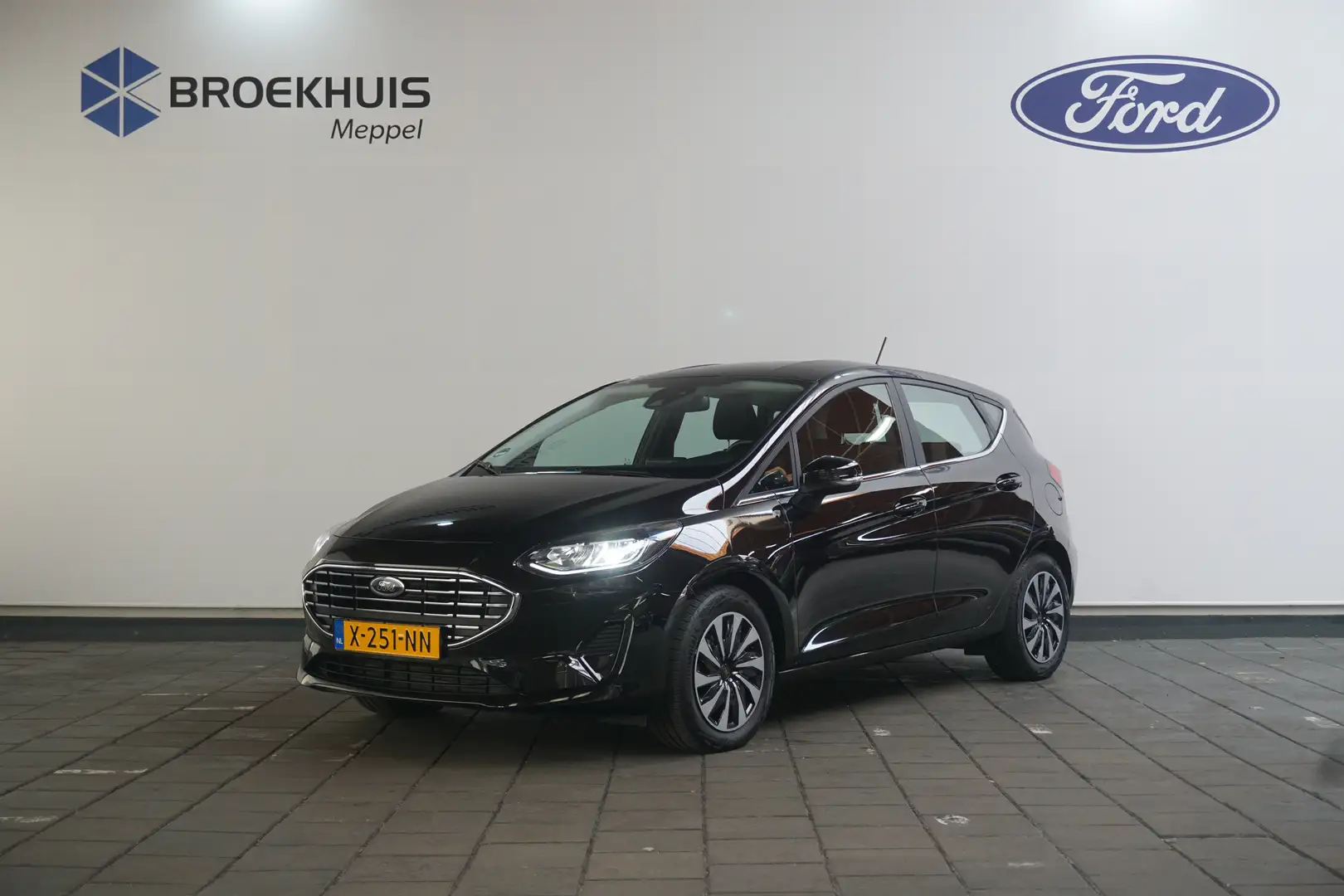 Ford Fiesta 1.0 EcoBoost Hybrid Titanium | Winter Pakket | Air Zwart - 2