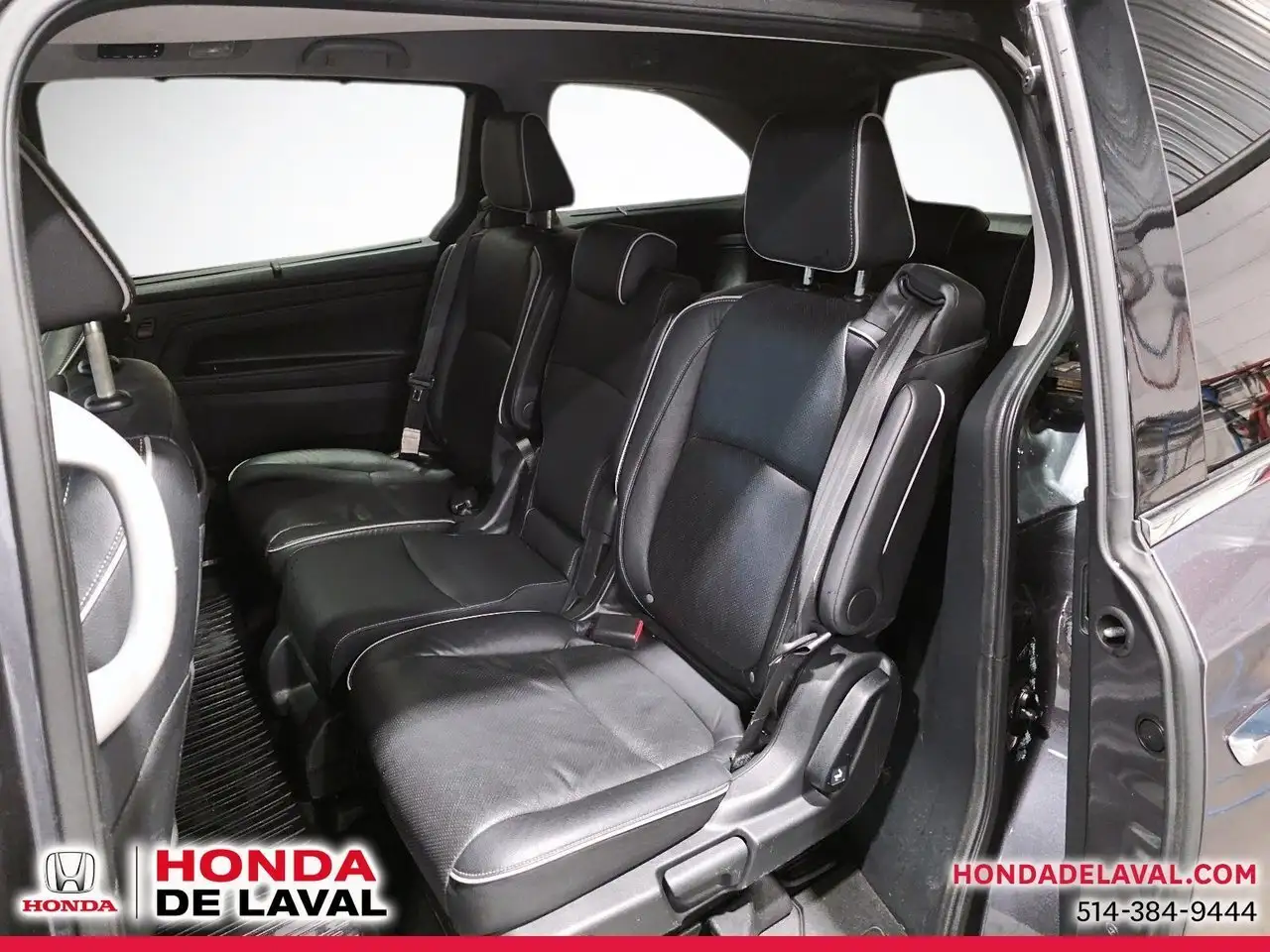 Honda Odyssey снимка Honda Odyssey