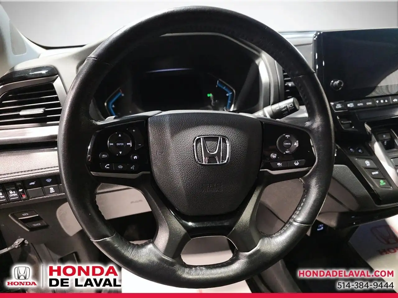 Honda Odyssey снимка Honda Odyssey