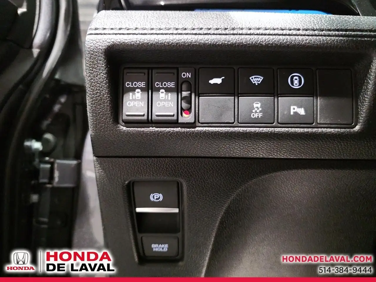 Honda Odyssey снимка Honda Odyssey