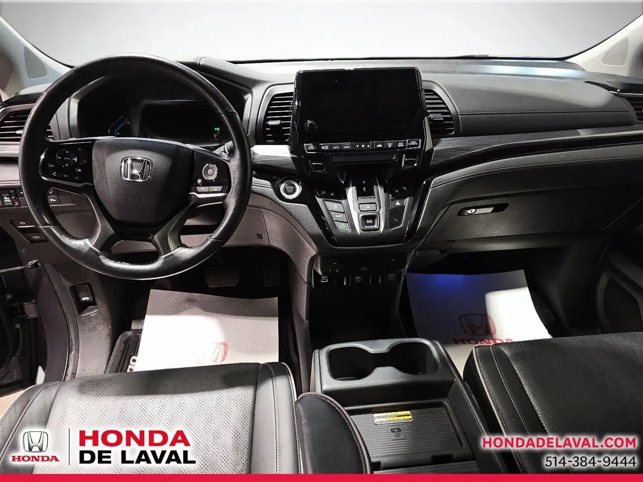 Honda Odyssey снимка Honda Odyssey