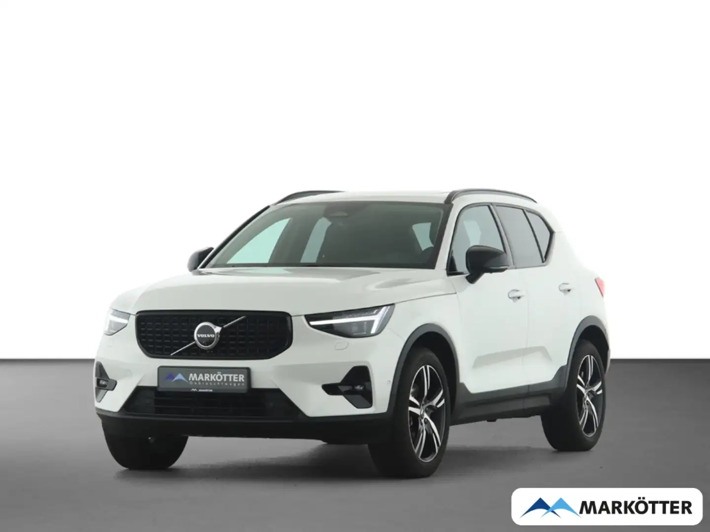 Volvo XC40 B3 Plus Dark 2WD PANO/PIXEL/LHZ/SHZ/ACC Weiß - 1