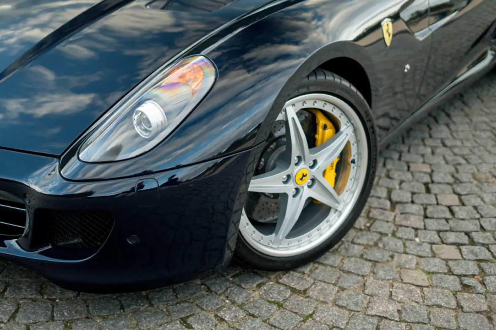 Ferrari 599 *Bleu Pozzi* - 2