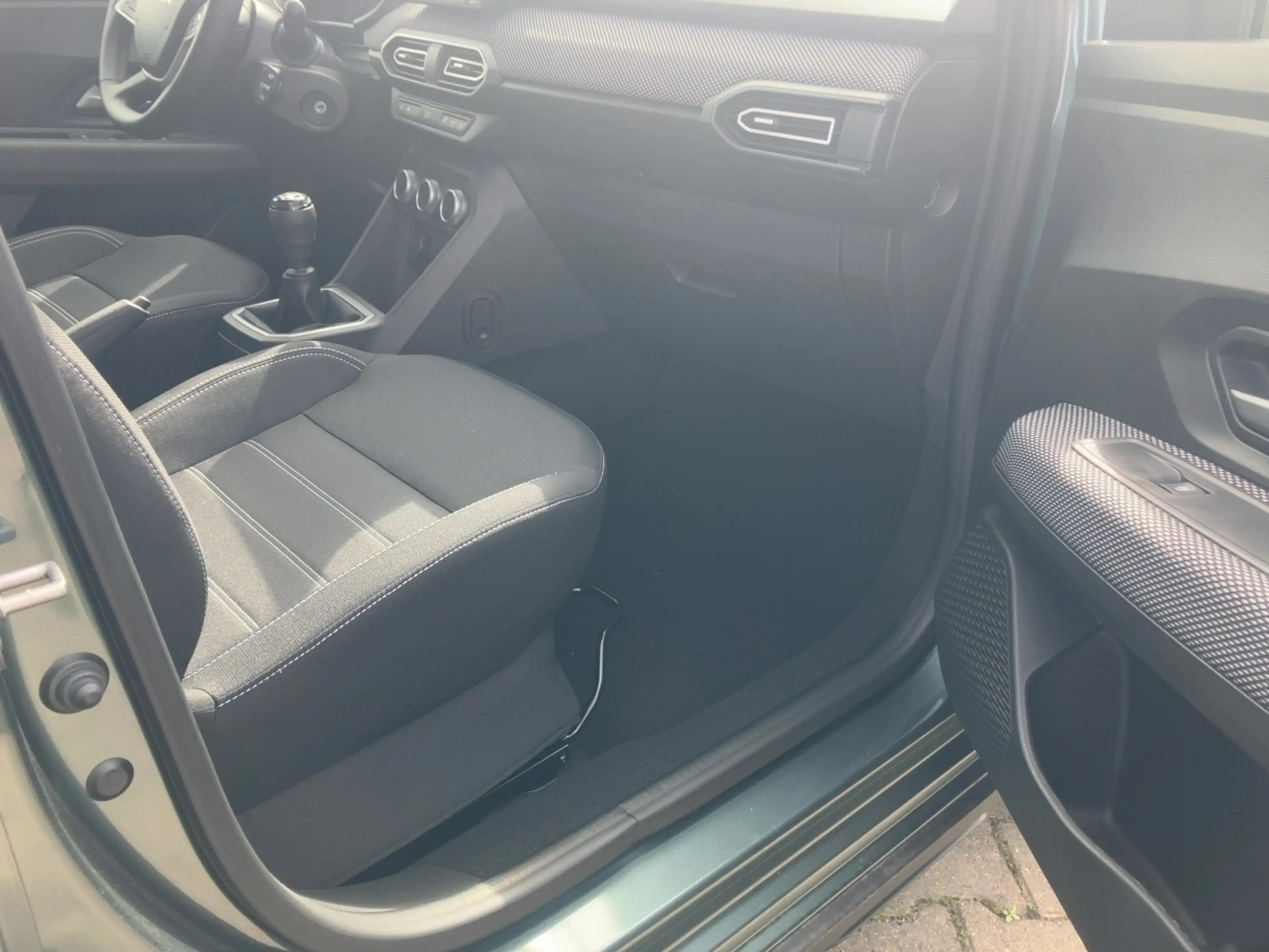 Dacia Jogger Expression TCe 110 — photo 5