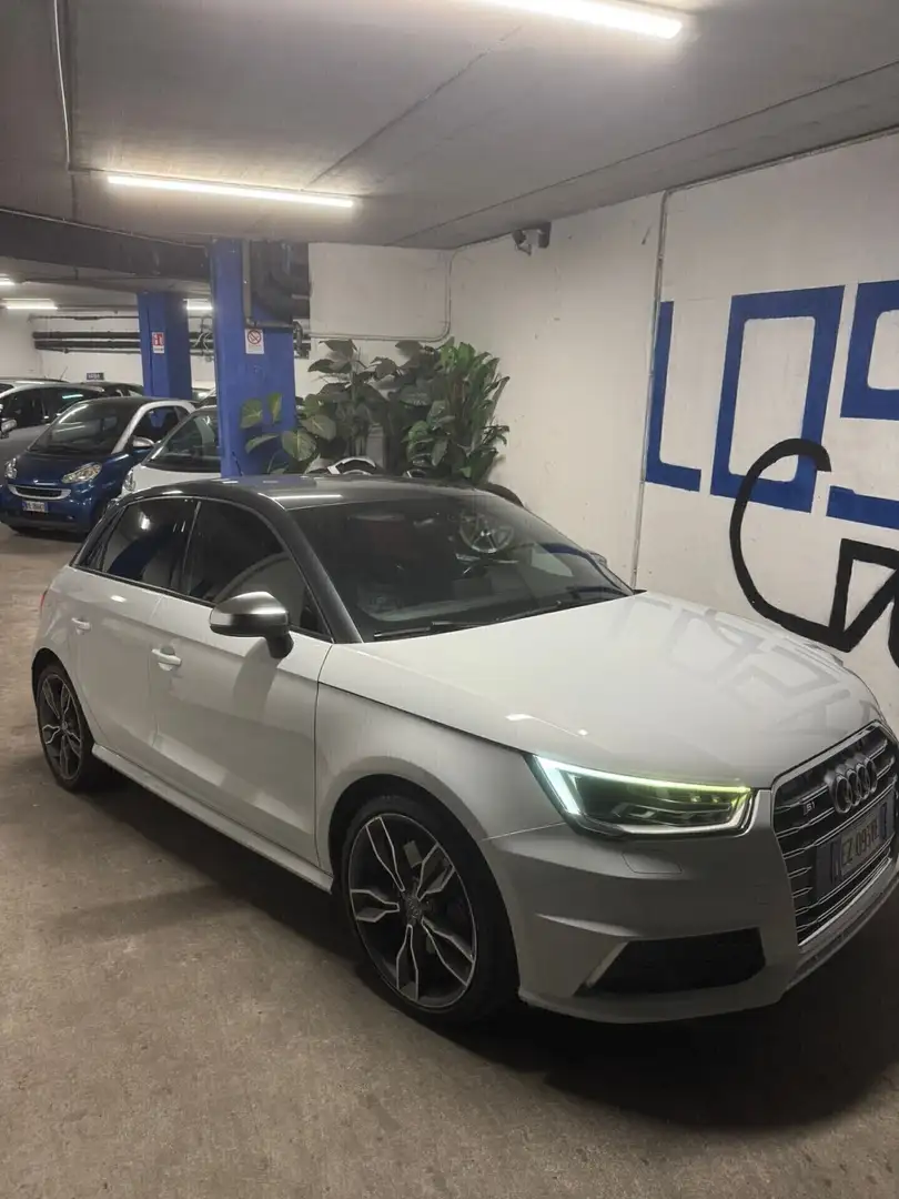 Audi A1 S1 2.0 TFSI quattro Blanc - 2
