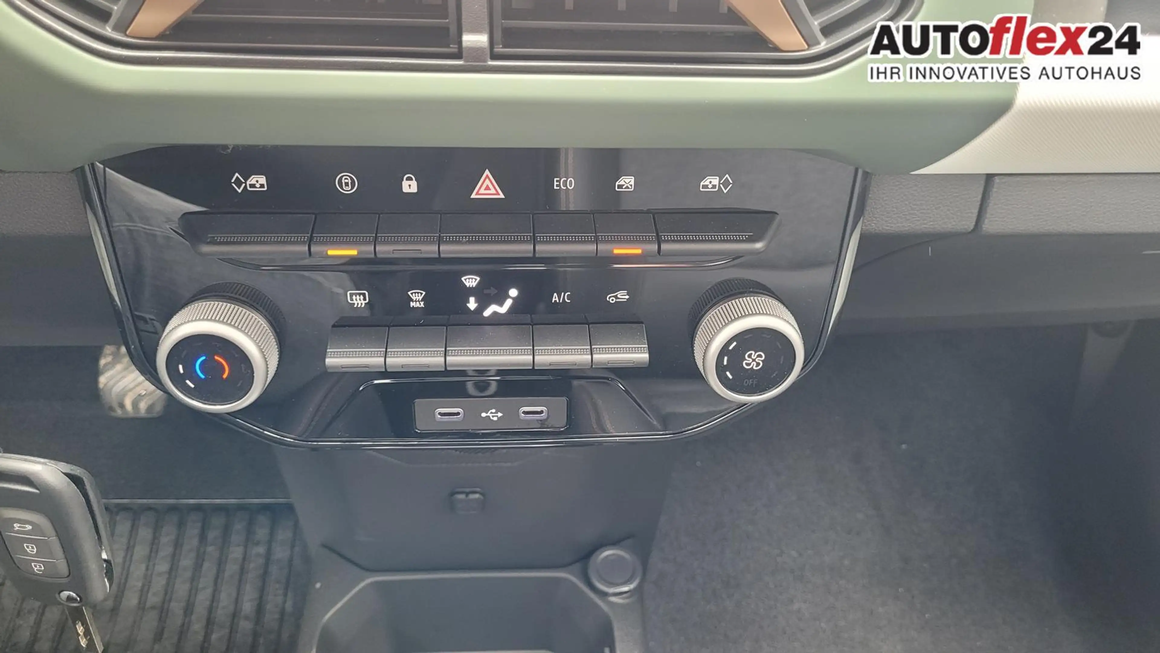 Dacia Spring Extreme Electric Extreme+ 100*Carplay*PDC*Cam* ... — photo 6