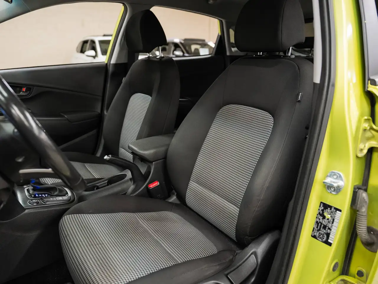 Hyundai KONA снимка Hyundai KONA