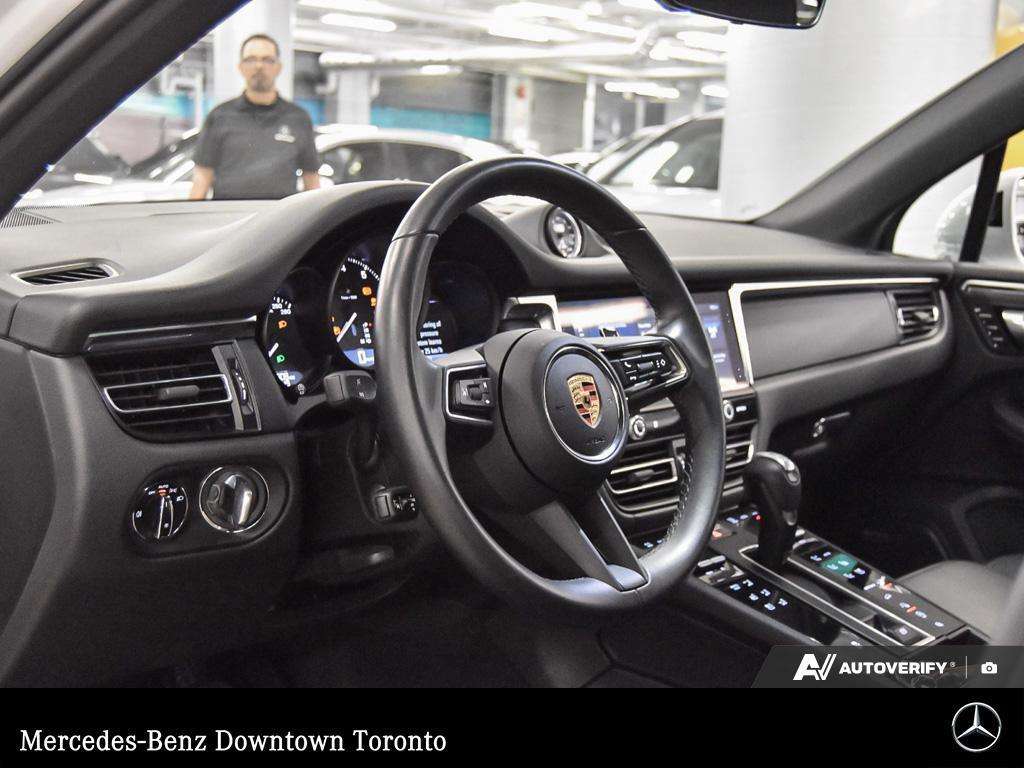 2024 Porsche Macan Premium Pack Plus | Bose | Sport Tailpipes | PDLS thumb 6