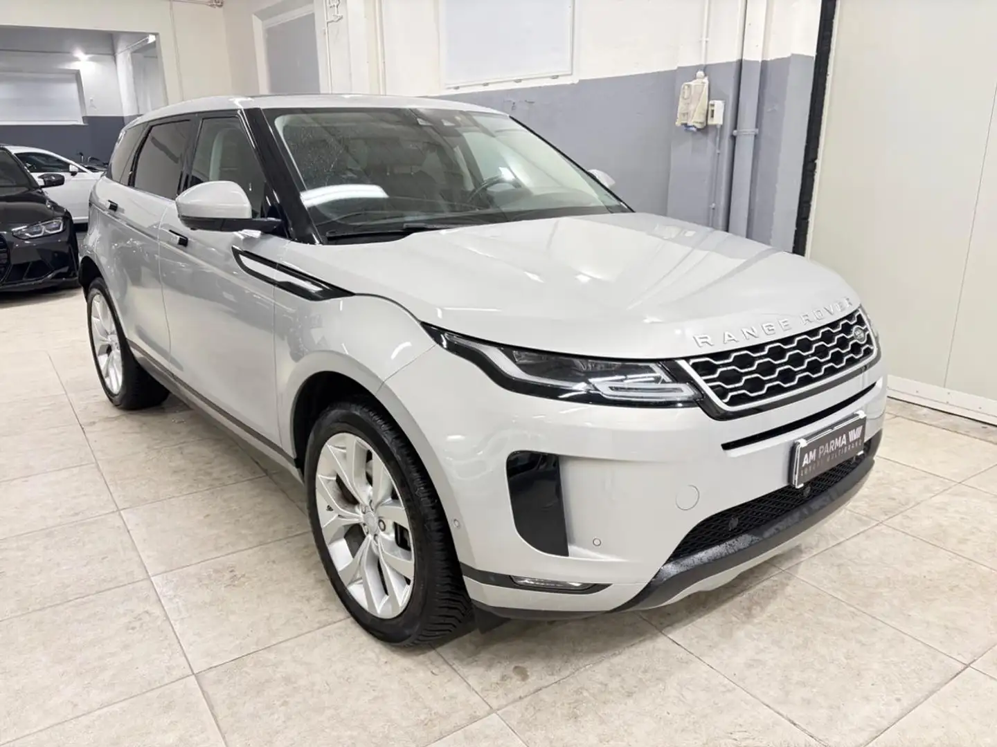 Land Rover Range Rover Evoque 2.0D I4 180 CV AWD Auto SE Grau - 1